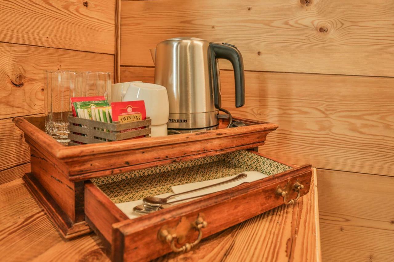 Alpine Rooms Guesthouse เบรยล์-แชร์วิเนีย ภายนอก รูปภาพ